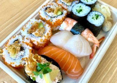 Gunkan mixed maki box